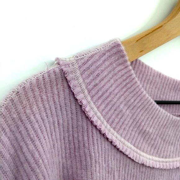 FREE PEOPLE Cha Cha sweater in Lilac Mist with multi colored sleeves NWT - Picture 4 of 7